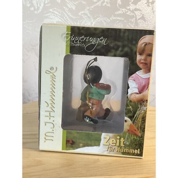 Original Hummel Ornament Merry Wanderer #935506 - Picture 4 of 7